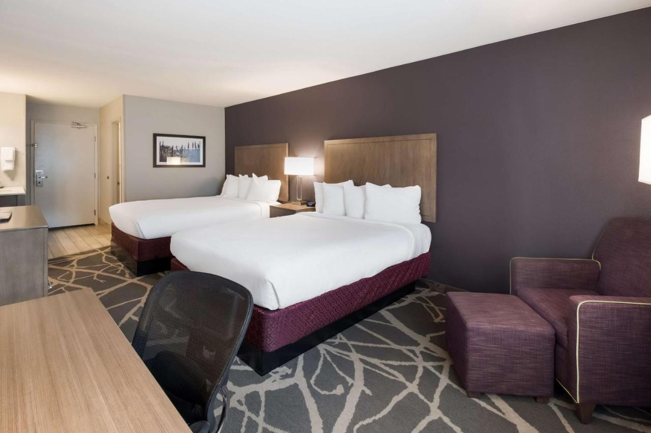 Best Western Mcminnville Inn Buitenkant foto