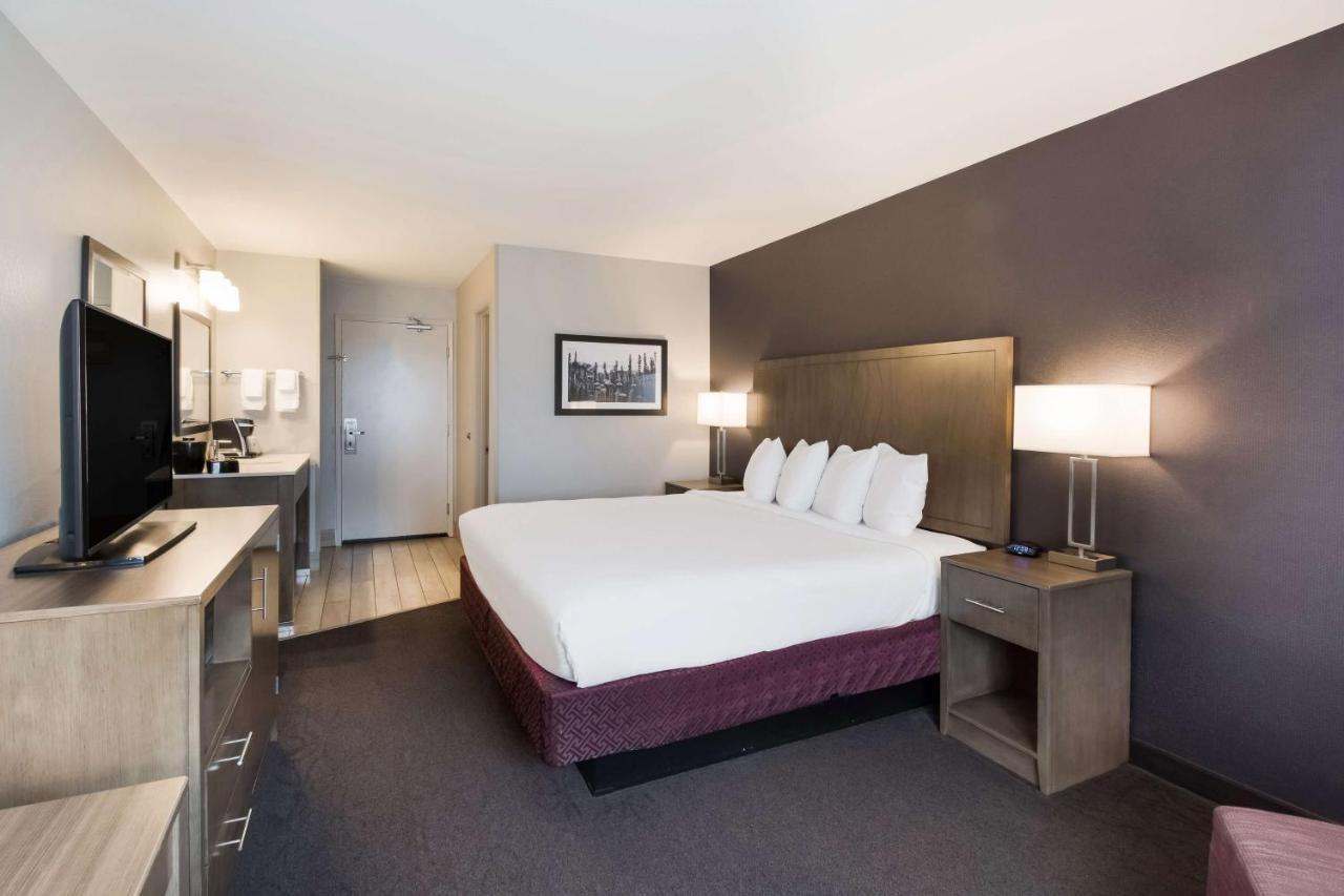Best Western Mcminnville Inn Buitenkant foto