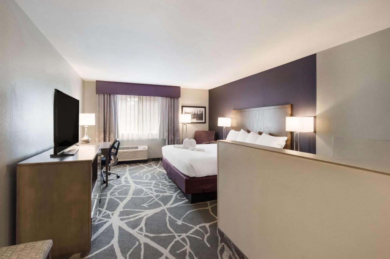 Best Western Mcminnville Inn Buitenkant foto
