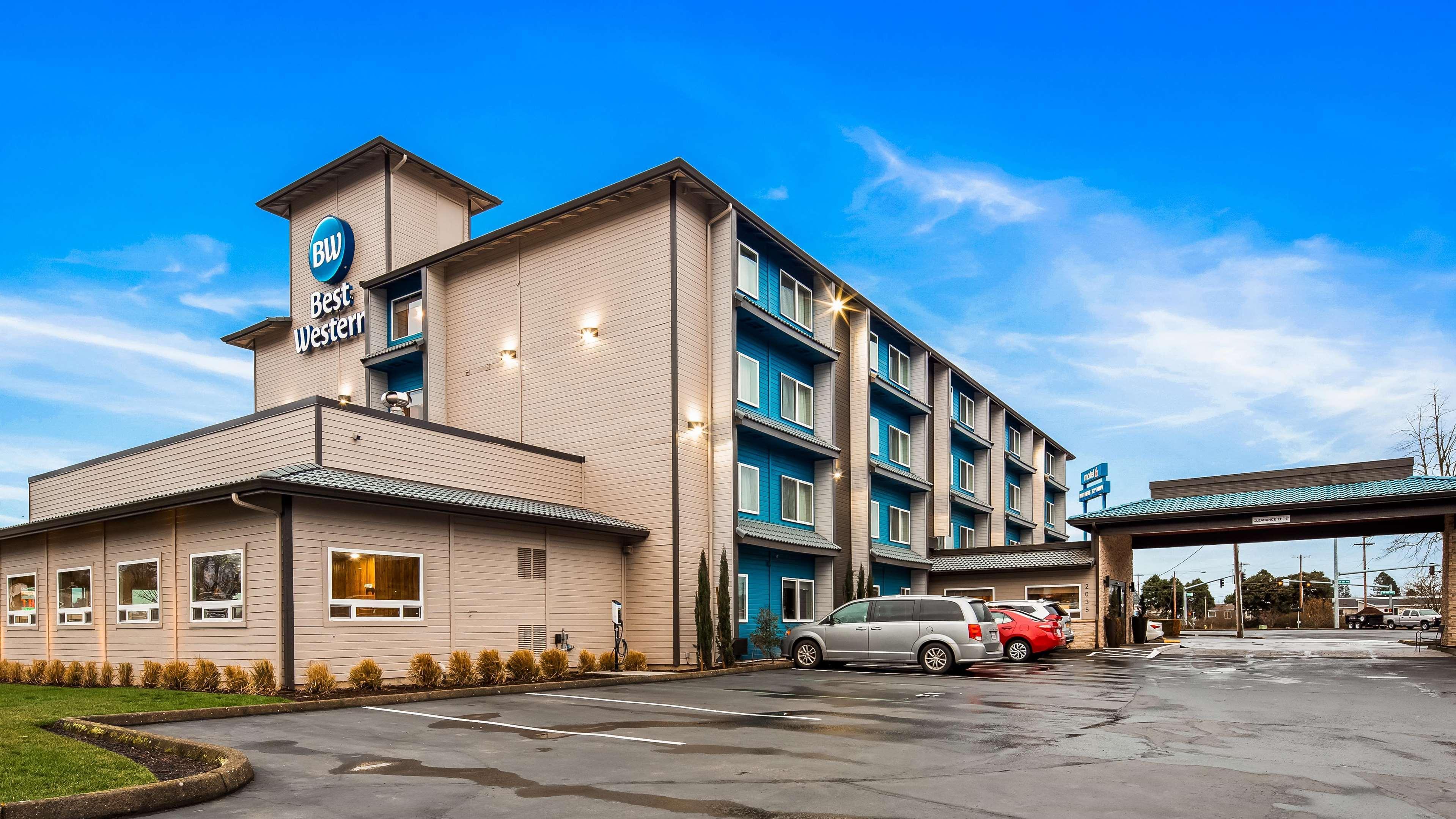 Best Western Mcminnville Inn Buitenkant foto